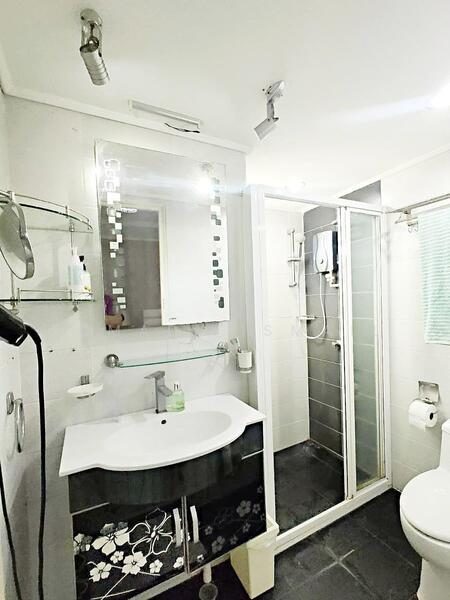 Crystal Tower (Pangsapuri Kristal) - 5