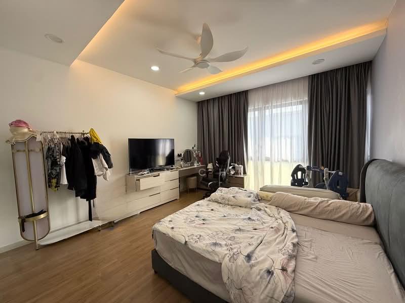 Emerald Residence - 3