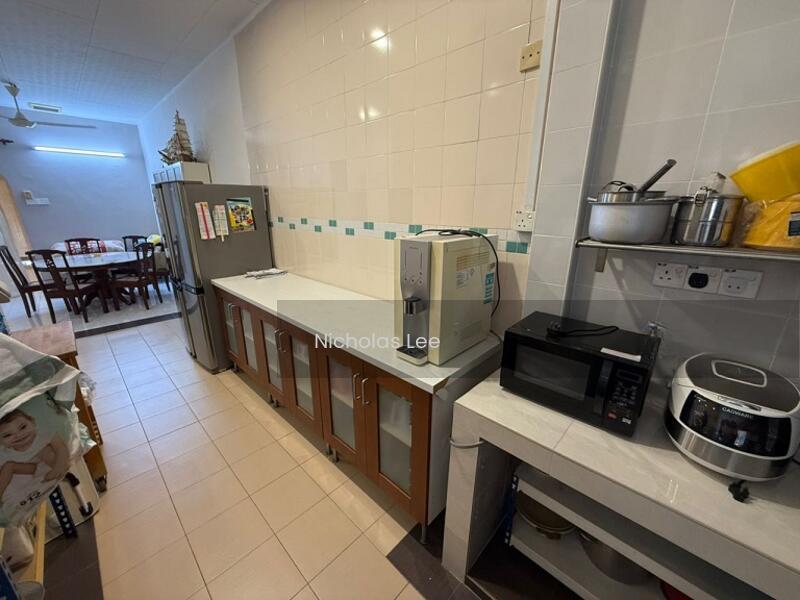 Single Storey House at Pengkalan - 5