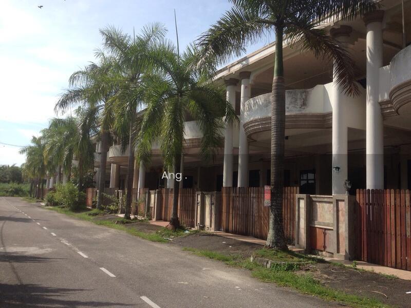 Lorong Beduk 2.5 Storey House - 3