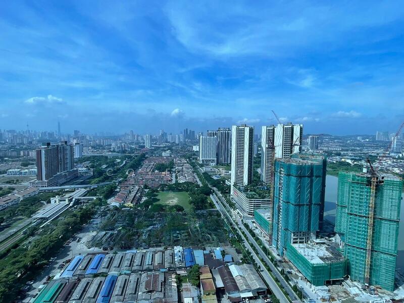 Clarita Tower @ Eco Sky - 3