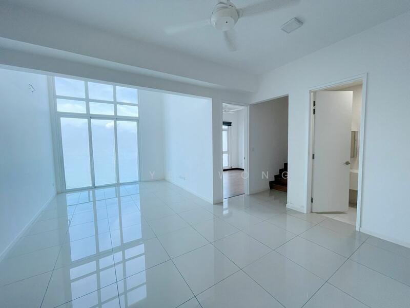 Clarita Tower @ Eco Sky - 1