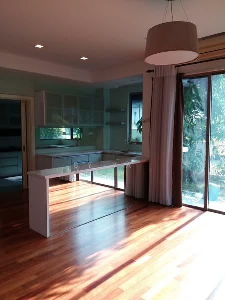 Zenia Parkhomes Desa Parkcity - 1