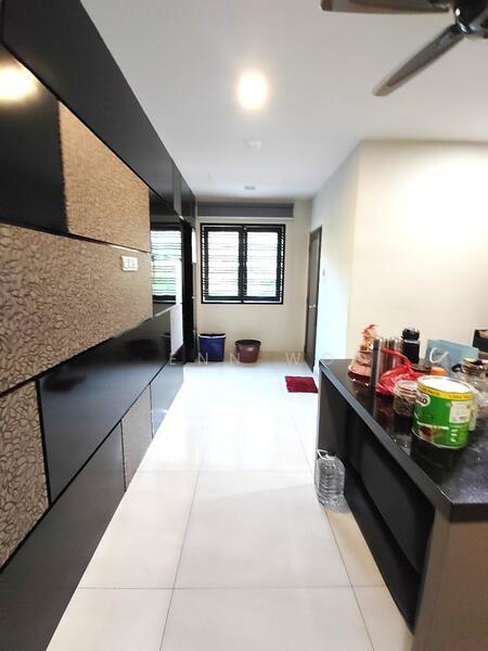 Taman Megah Ria - 4