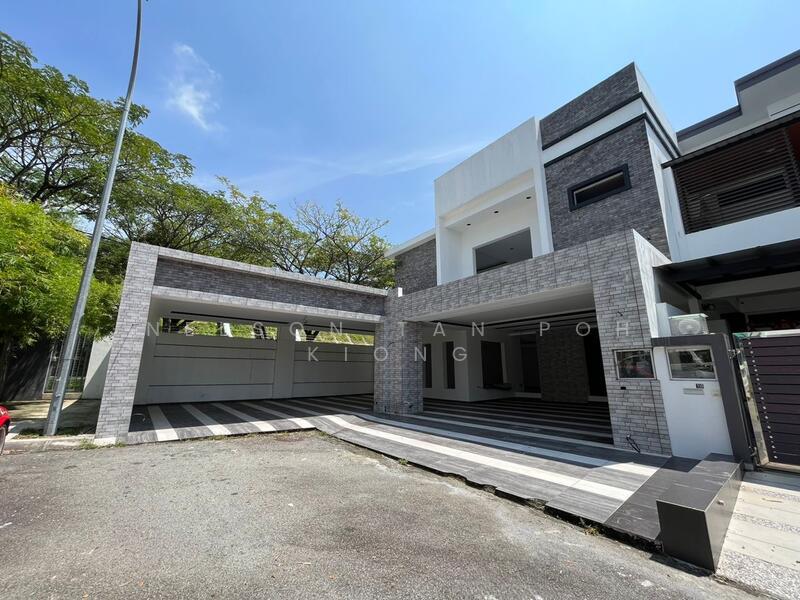 Promenade @ Taman Ungku Tun Aminah - 1