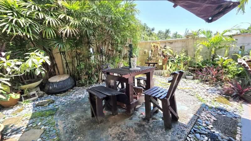 Corner Double Storey Terrace Seksyen 9 Shah Alam - 2