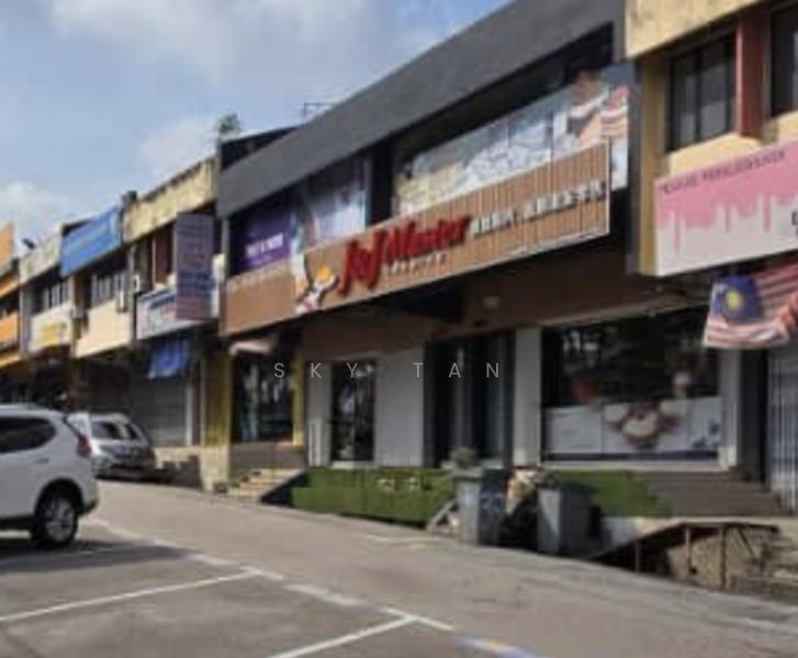 Taman Ungku Tun Aminah - 2