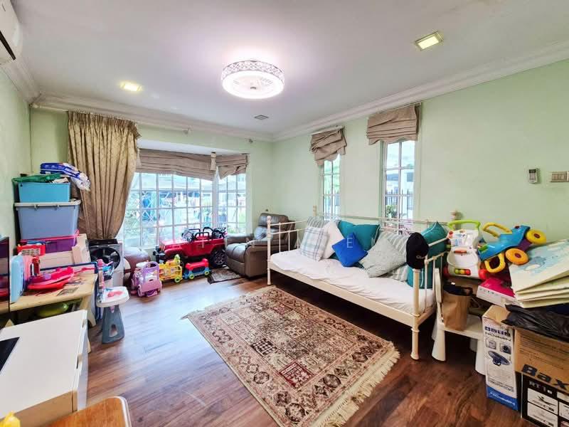 Taman Tun Dr Ismail - 4