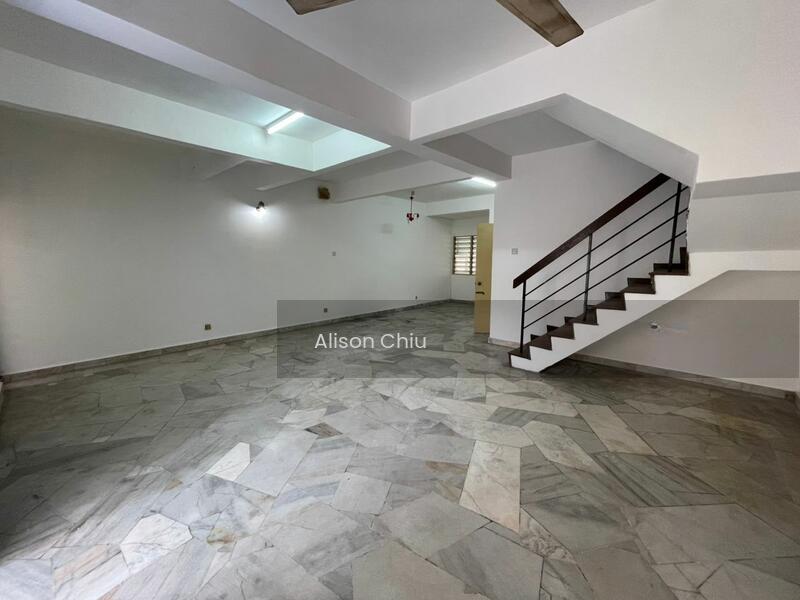 Bandar Menjalara - 2