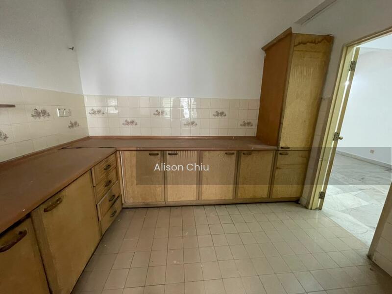 Bandar Menjalara - 3