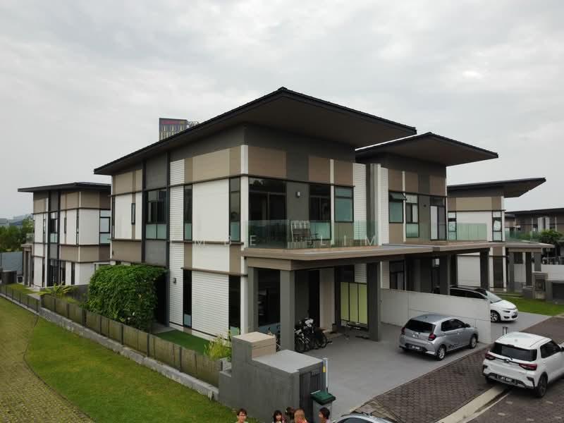 Sakura Residence - 1