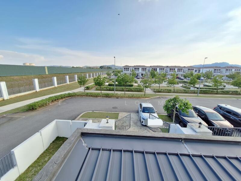 END LOT FACING OPEN 2 Storey Terrace Graham Garden Eco Grandeur Puncak Alam - 5