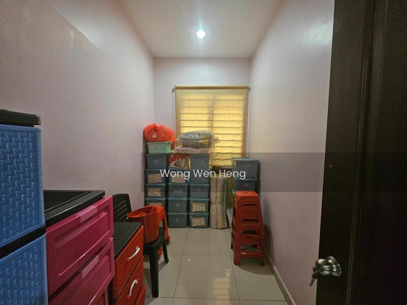 Semi-Detached House at Laman Residen Kipark Sri Utara - 4