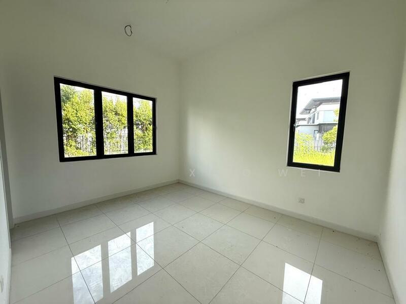 Hampton Residences - 5