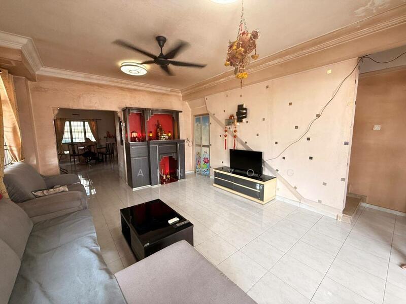 Double Storey Terrace House Endlot @ Jalan Indah 5, Taman Bukit Indah, Johor Bahru - 4