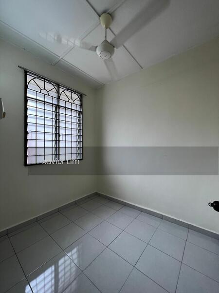Terrace house at Desa Anggerik - 3