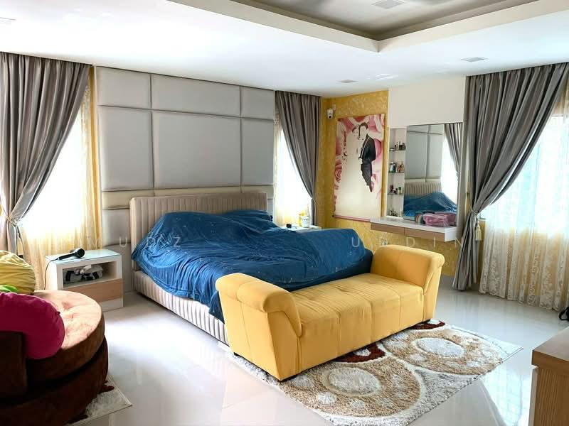 Bandar Kinrara 9 - 5