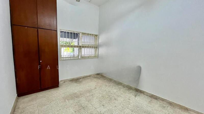 Abang Haji Openg, Taman Tun Dr Ismail - 5