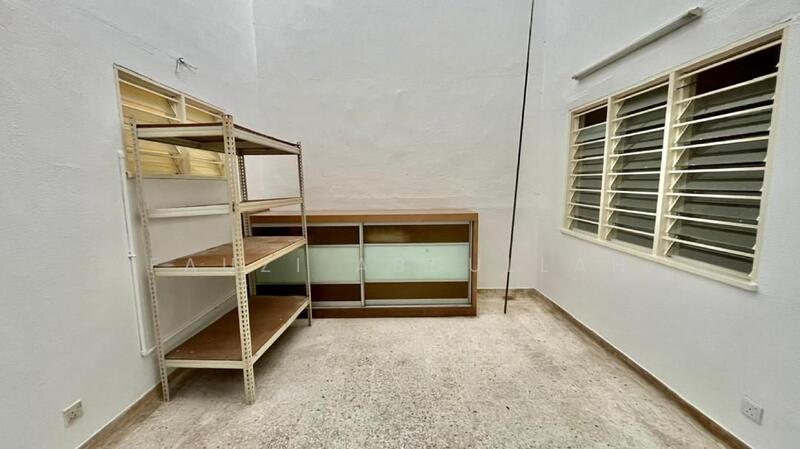 Abang Haji Openg, Taman Tun Dr Ismail - 4