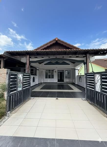 Taman Bukit Indah Hot Area - 2