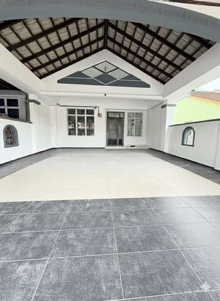 Taman Bukit Indah Hot Area - 1