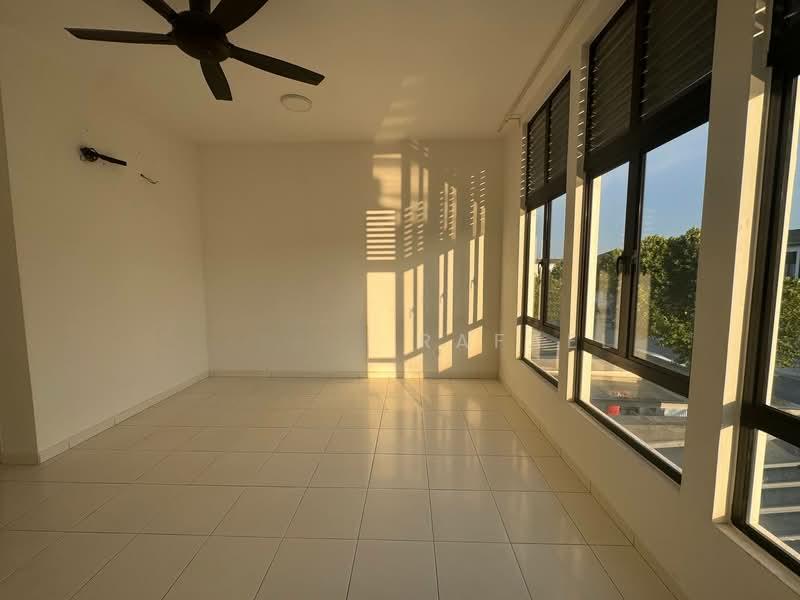 Eco Grandeur - 3