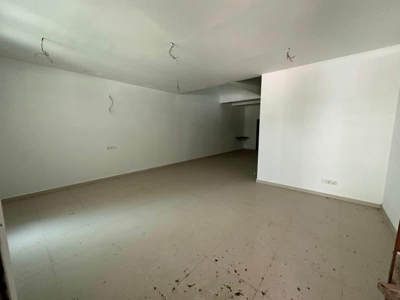 Mont Tierra Triple Storey Terrace - 5