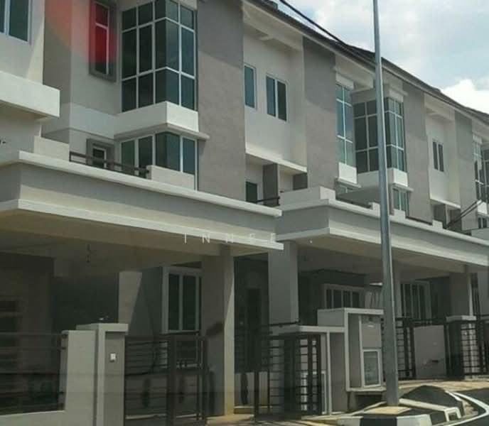 Mont Tierra Triple Storey Terrace - 3