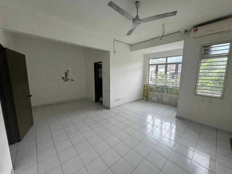 Cassis, Kota Emerald West - 5