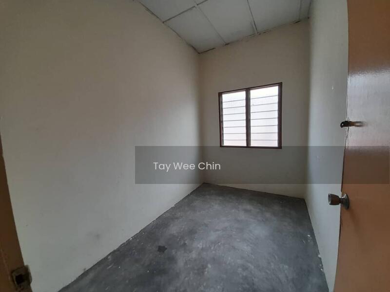 Batu Pahat 2 Storey House - 3