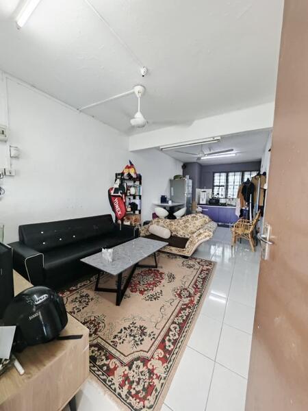 Flat Taman Ungku Tun Aminah - 2