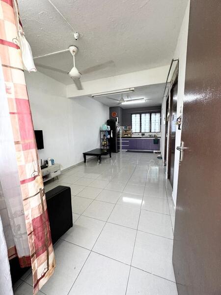 Flat Taman Ungku Tun Aminah - 1