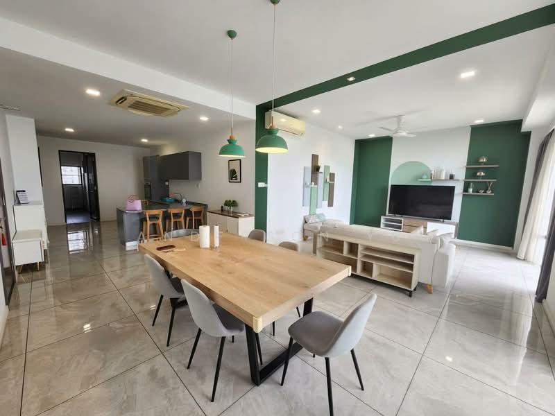 The WaterEdge (Pinggiran Air) - 1