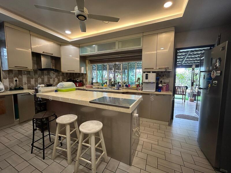 Fern Lane (2 Storey Terrace House) - 5