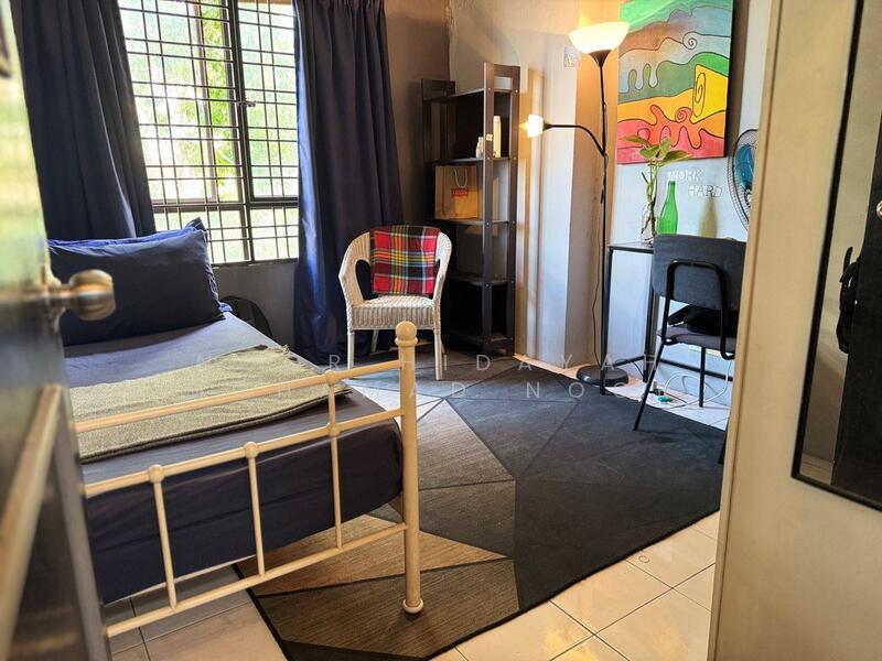 Vista Millennium Condominium - 3