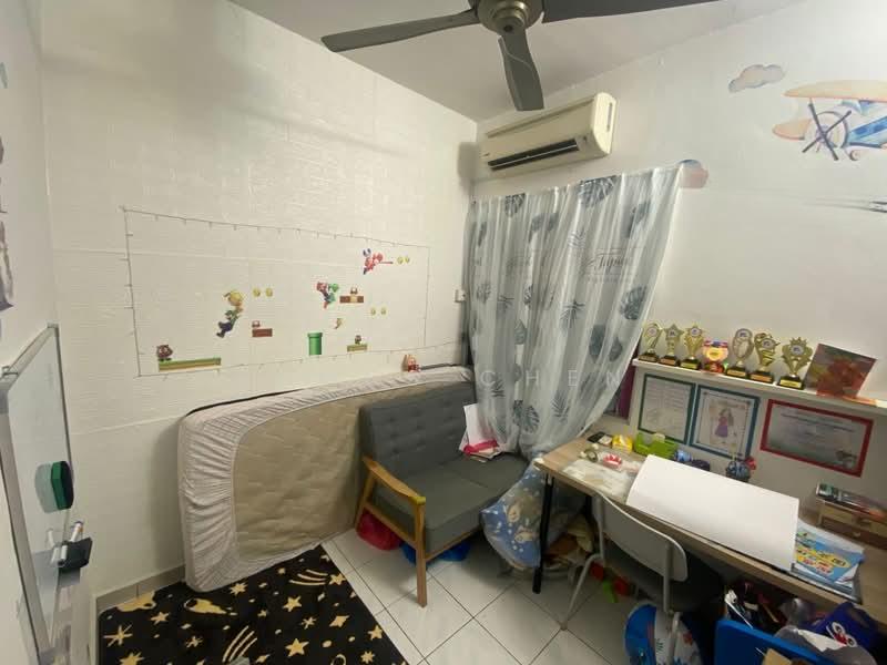 Indah Condominium - 4