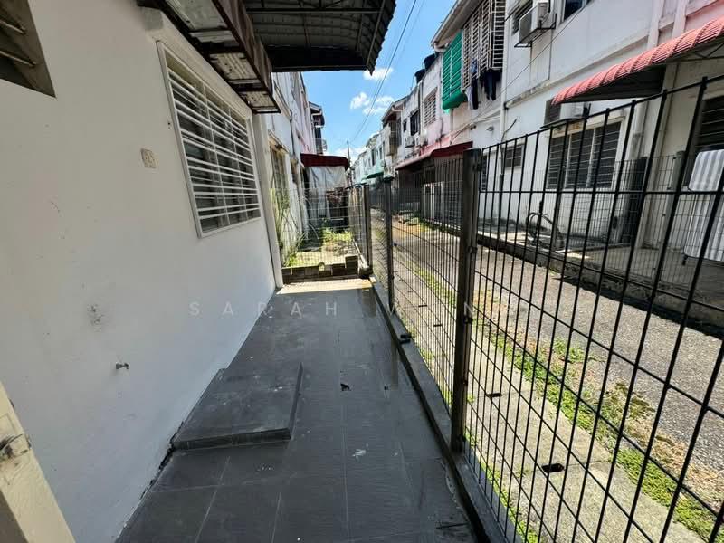 Bandar Saujana Putra - 4