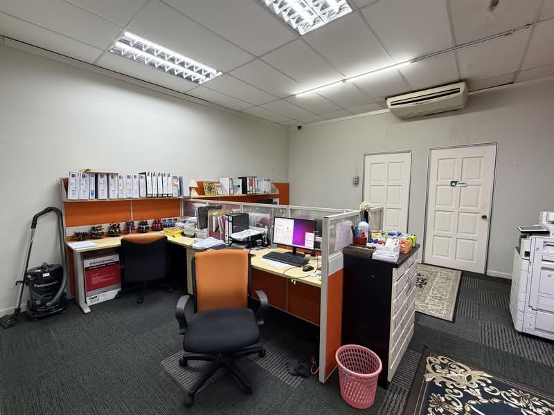 C180 Dataran Traders Square Cheras - 4