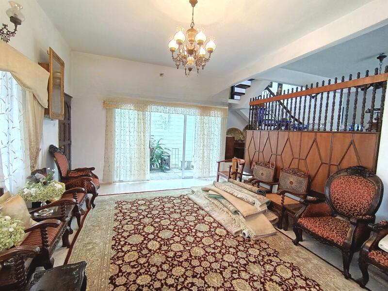 SS21, Damansara Utama - 1