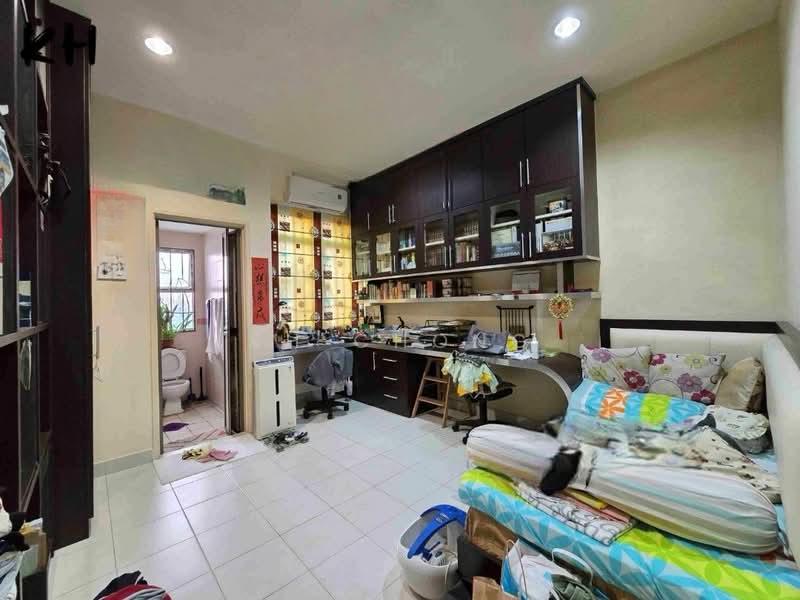 Ambang Botanic 1 - 2