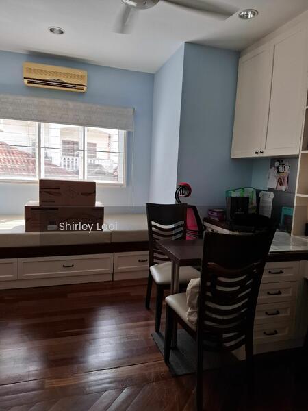 Bungalow at Bukit Jelutong - 2