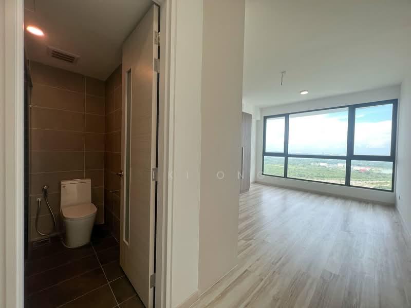 The M @ Medini Macrolink - 3