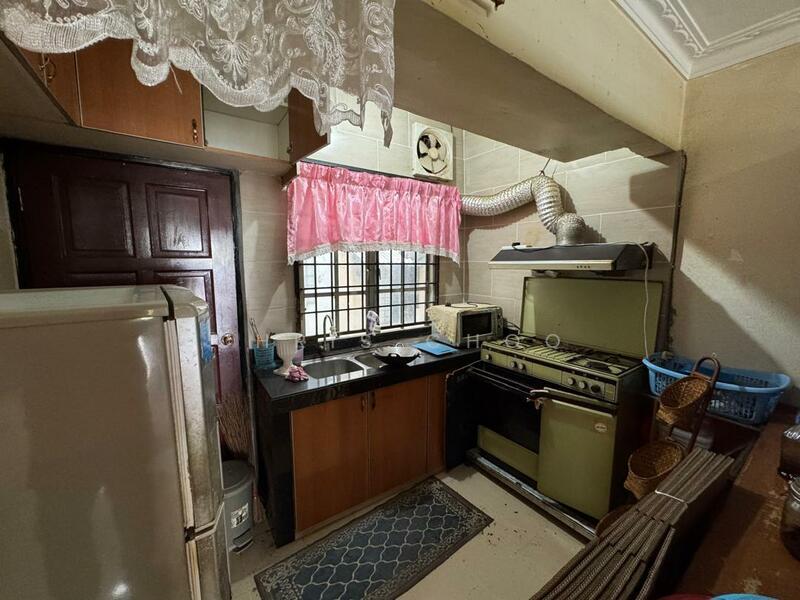 Taman Usaha Jaya, Kepong - 2