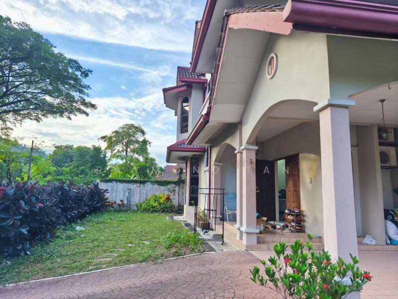 Saujana Akasia - 2