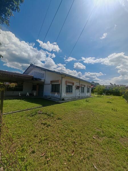 Semi-Detached House at Taman Rasah - 1
