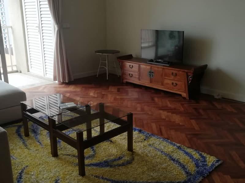 Quayside Seafront Resort Condominiums - 1