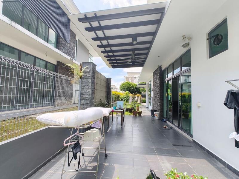 THE STRAITS VIEW RESIDENCES - 4