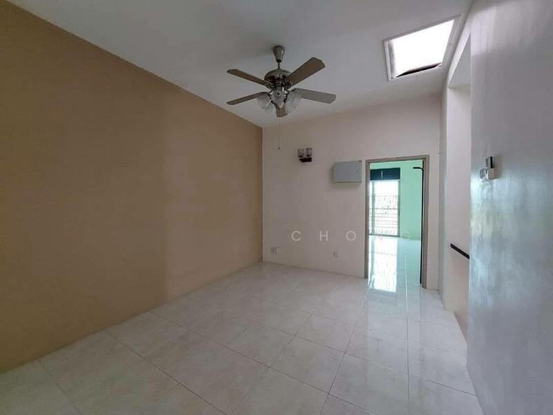 Pengkalan Tiara Gated Guarded 22x75 Double Sty - 5