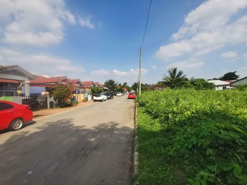 Kampung Jalan Kebun - 4