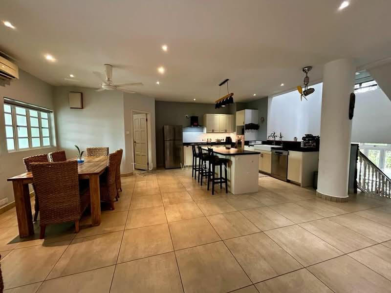 Signal Hill Tower - 1